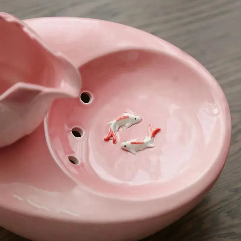 Fontaine à Eau pour Chat en Céramique – Design Coloré, Écoulement Doux, Hygiénique & Stable